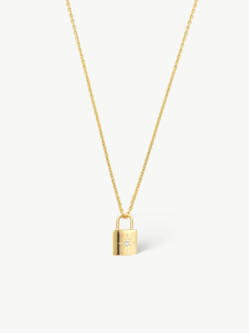 Elegant Lock Necklace Gold