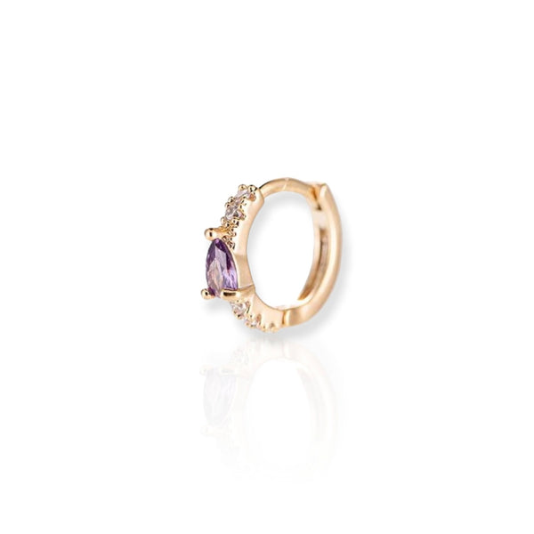 faye huggie earring gold-sieraden online kopen-hippe sieraden-#1online fashion jewelry-huggie earrings-stoere ketting-oorbellen goudkleurig-juwelier-zilver sieraden-musthaves2022-jewellery-fantasie oorbellen-fantasy earrings-handmade jewelry-bijoux-dames accessoires-myjewellery-Swarovski-mode accessoires-fine jewels